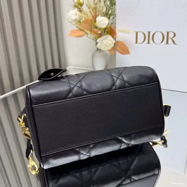 Fashionrep 2411YA0258 Bags Dio 0825